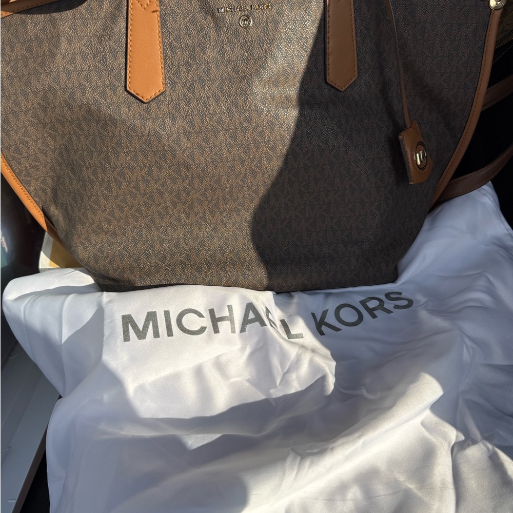 Michael Kors Jane Tan and Brown Large Signature Tote Bag